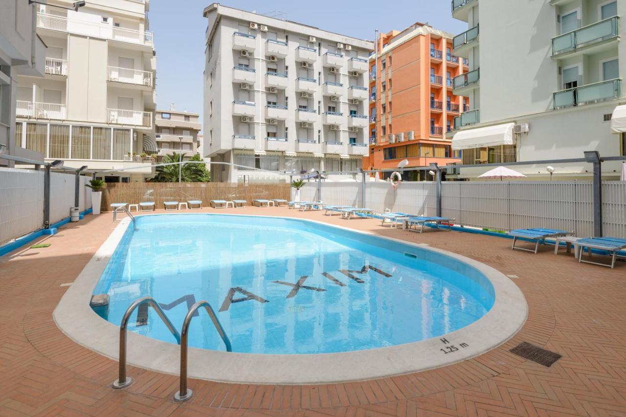 Hotel Arena Cattolica Buitenkant foto