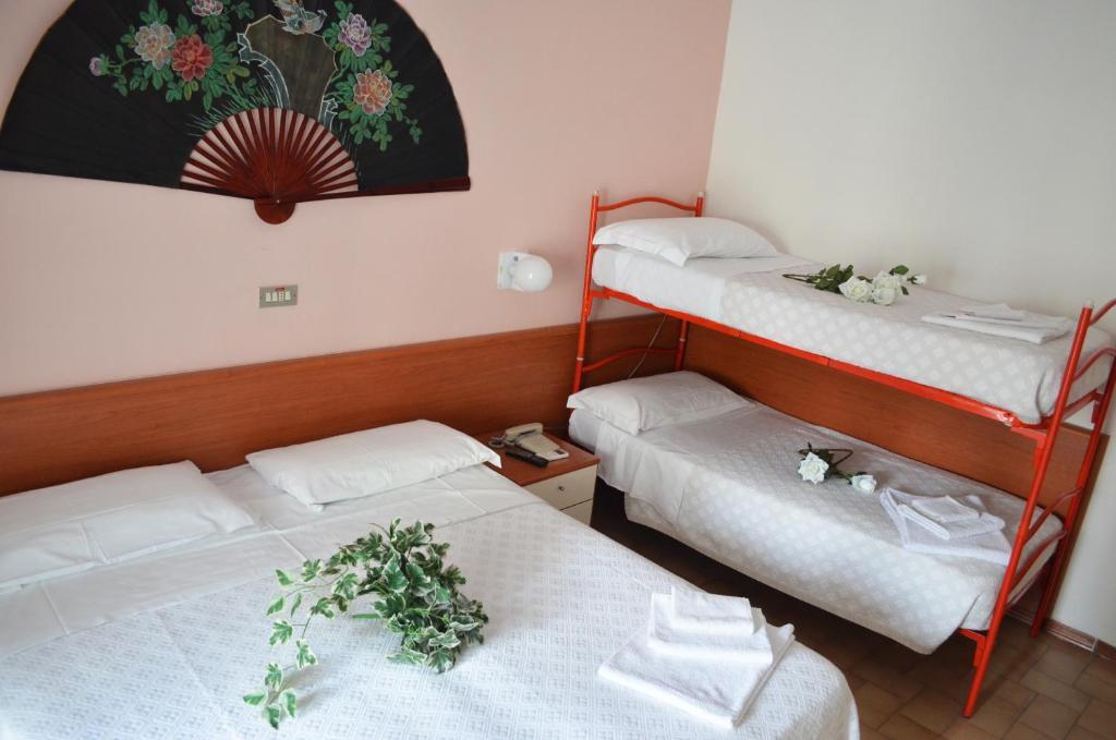 Hotel Arena Cattolica Kamer foto