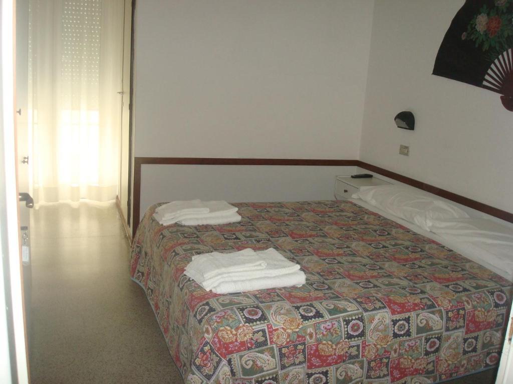 Hotel Arena Cattolica Buitenkant foto
